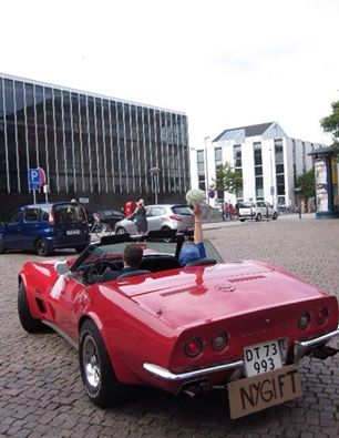 Mia Corvette 2.jpg